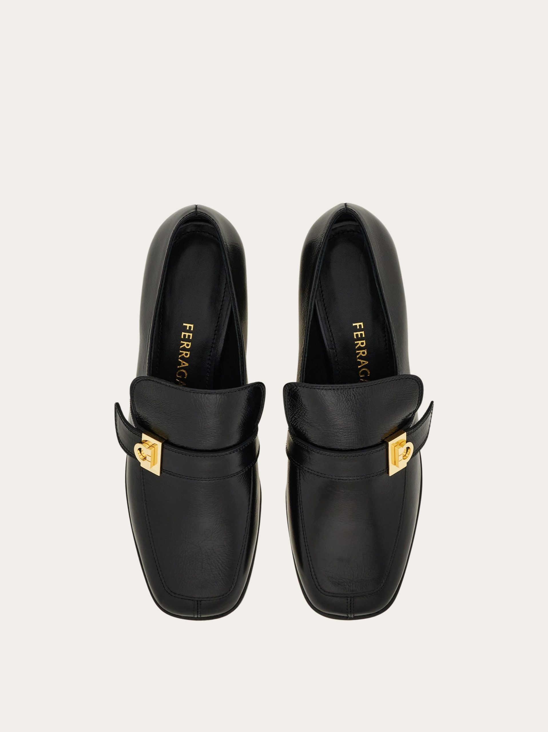 Ferragamo Hug buckle loafer - Image 3